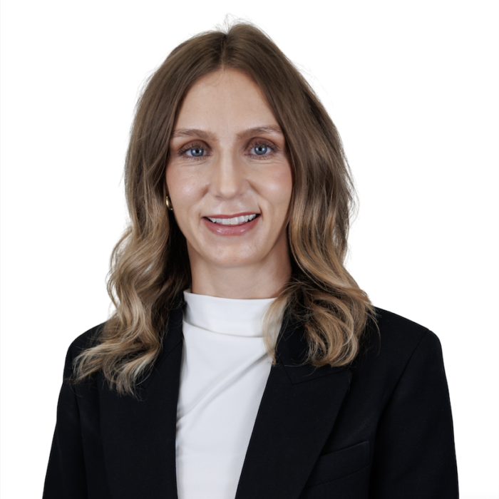 Christy Coultice Website Headshot