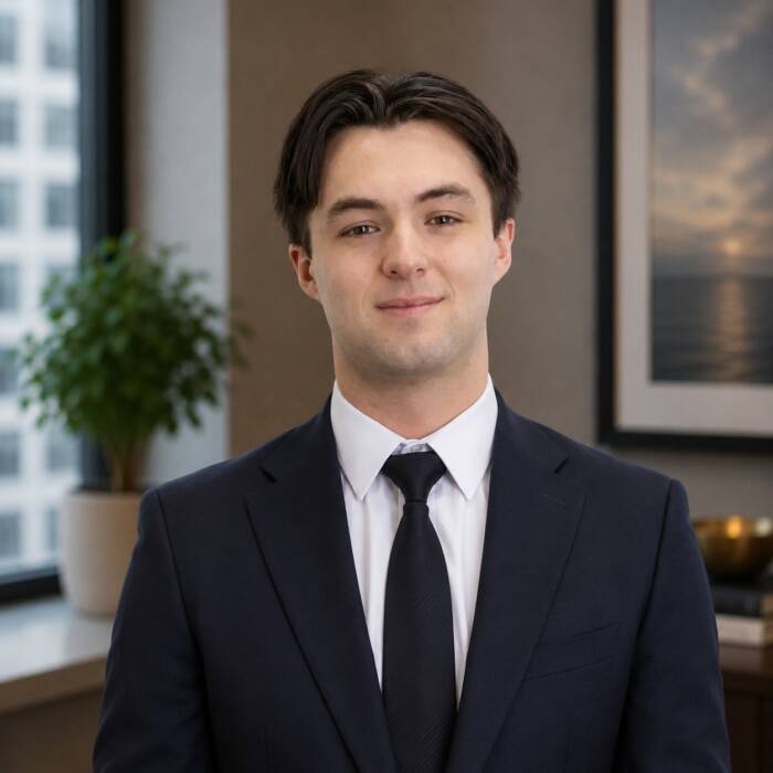 Jason Ahrens headshot